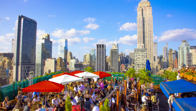 2018 | In Focus | November 2018Taking Social Experiences to New Heights230 Fifth Rooftop Bar