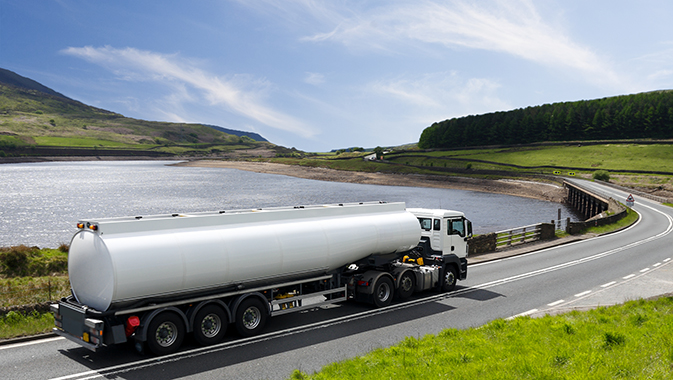 2015 | In Focus | October 2015Toward a Cleaner TomorrowSouthern Tank Transport