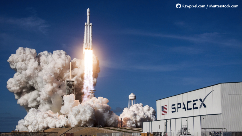 SpaceX plans IPO